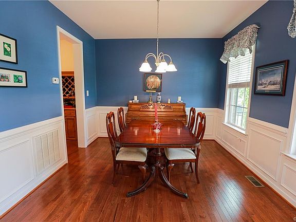 5th image of 8746 New Holland Ln