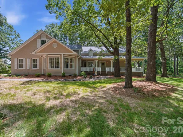 2721 Tara Dr, Monroe, NC 28112