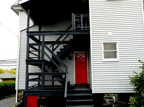 820 Moosic St APT 2, Scranton, PA 18505