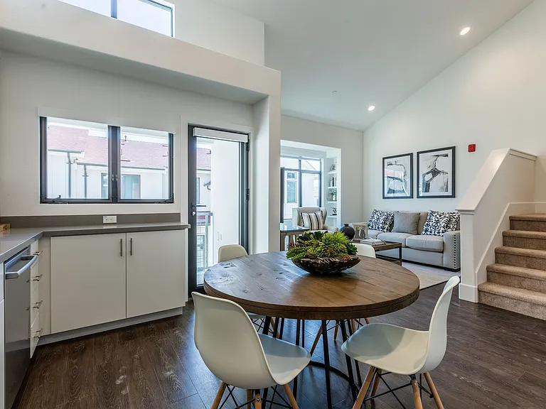 Orchard City Lofts — Photo 2