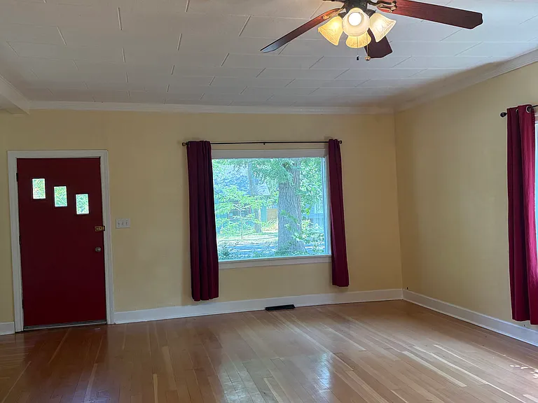 623 N Boyer Ave — Photo 3