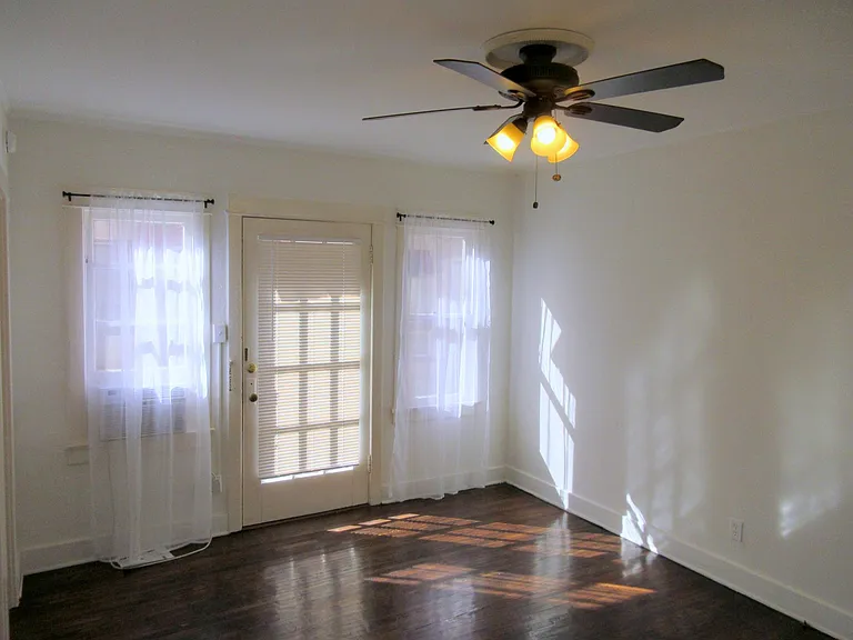 1137 Lodi Pl #3/5 — Photo 6