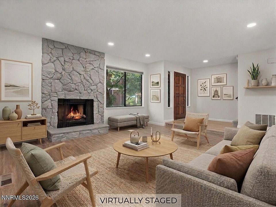 1st image of 1485 Foster Dr