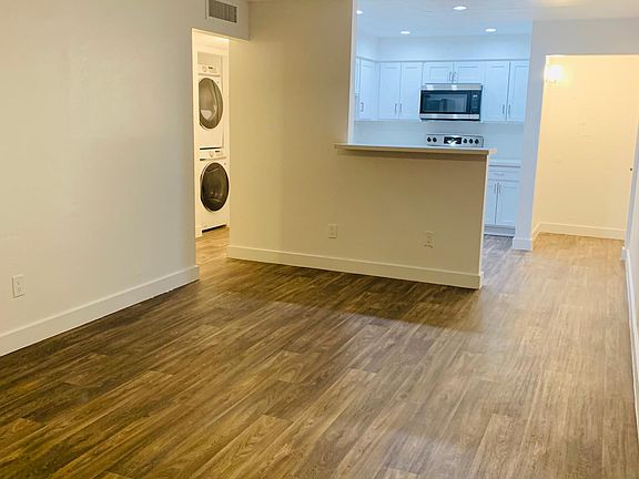 2nd image of 1503 W Missouri Ave #31
