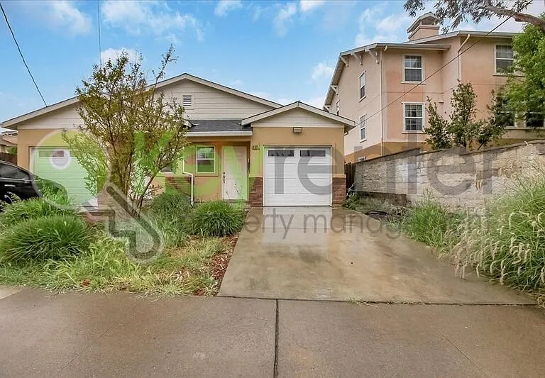 4015 May St — Photo 1