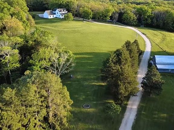2nd image of 8578 Lizard Ln