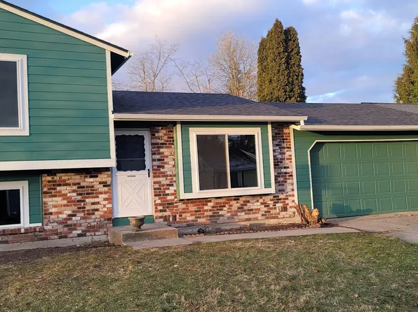 1016 SW 316th Pl, Federal Way, WA 98023