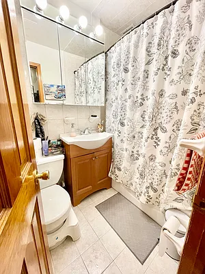 Rented by CNG Realty Management Corp | media 11