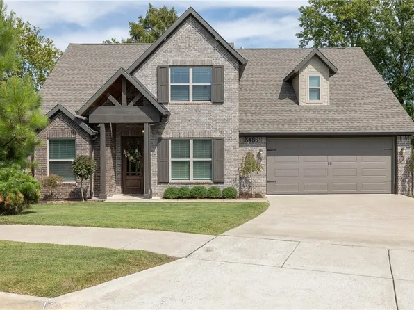 3485 E Galaxy Cir, Fayetteville, AR 72701