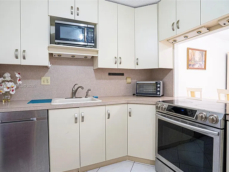 600 Three Islands Blvd #1416 — Photo 2