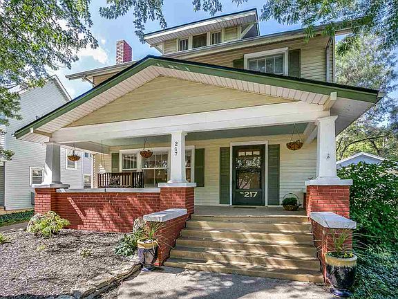 4th image of 217 N Taylor St