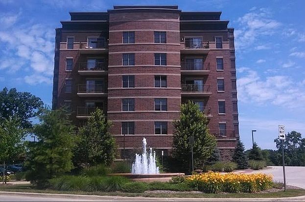 2nd image of 105 Lakeview Dr APT 410
