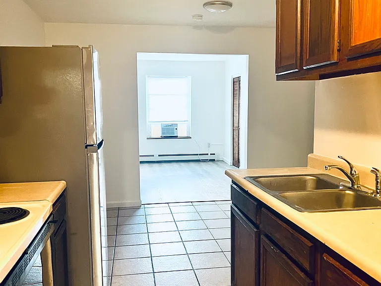 420 Woodward Rd #20 — Photo 5