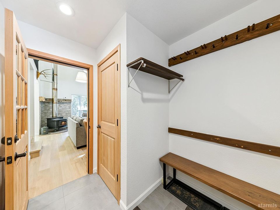2nd image of 1857 Jicarilla Dr