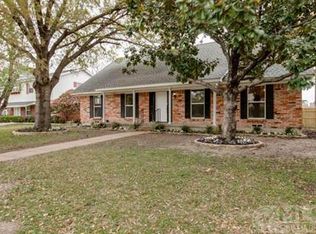 1828 Wonderlight Ln, Dallas, TX