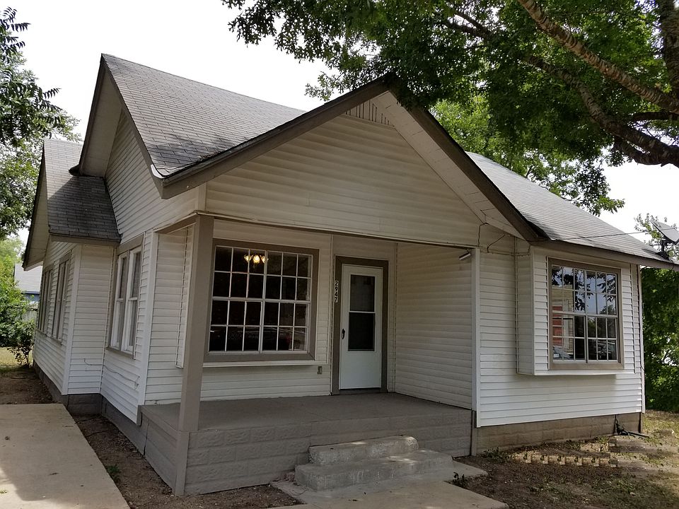 1st image of 2947 Weir Ave