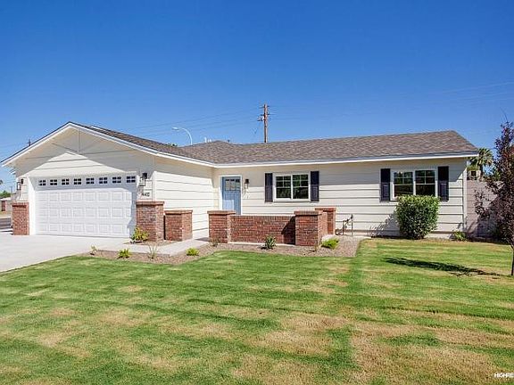 2nd image of 4402 E Glenrosa Ave