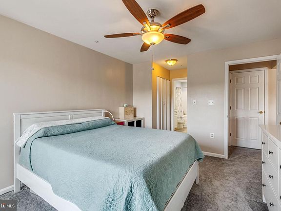 5th image of 3105 River Bend Ct APT F203