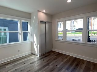5526 Franklin Ave, Los Angeles, CA 90028