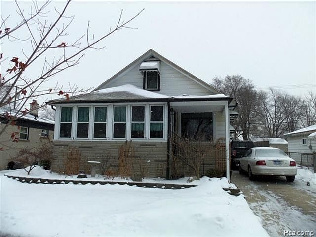 1st image of 19226 Harlow St