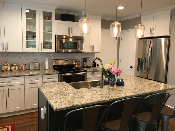 401 Acklen Park Dr #A, Nashville, TN 37205