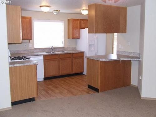 5th image of 17408 SE 19th St