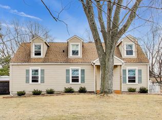 1607 W Plainfield Rd, La Grange Highlands, IL 60525