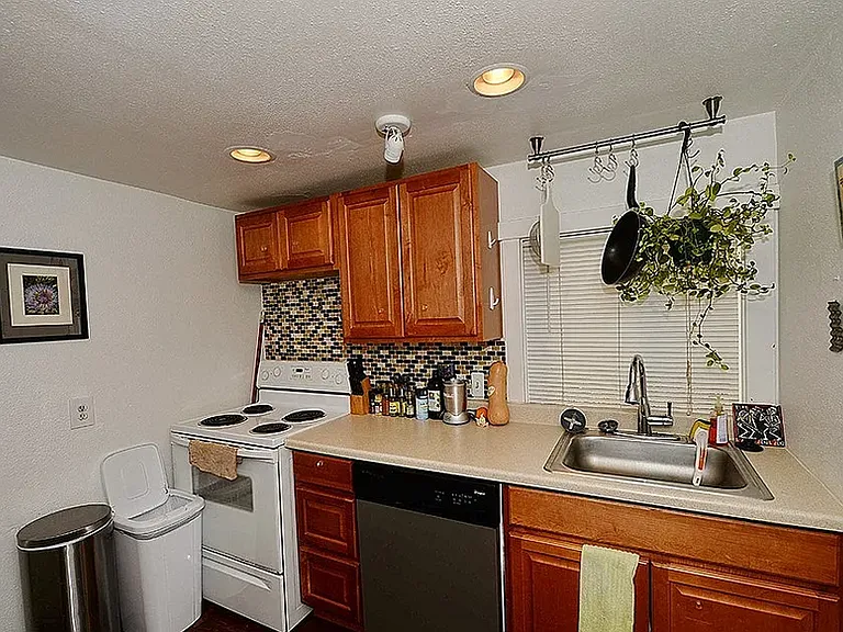 4845 Delridge Way SW #C — Photo 5
