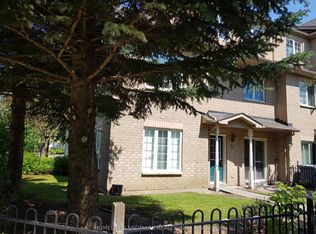 8 Cox Blvd #21, Markham, ON L3R4G1