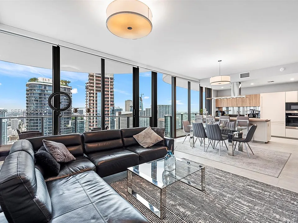 1000 Brickell Plz #Penthouse 5301