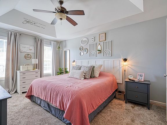 5th image of 603 Ezra Ct