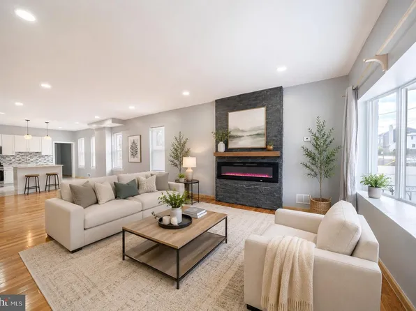 8037 Craig St, Philadelphia, PA 19136