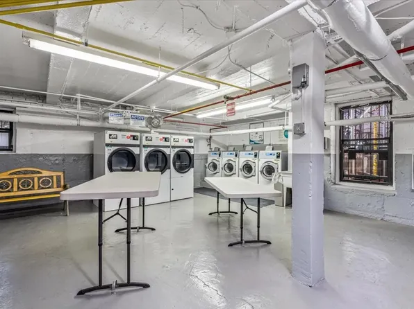 72-34 Austin Street image 14 of 15