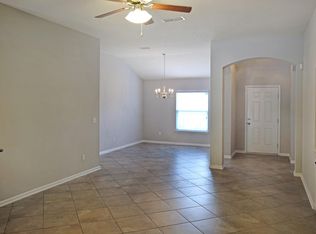 5409 Parkside Lakes Dr, Jacksonville, FL 32257