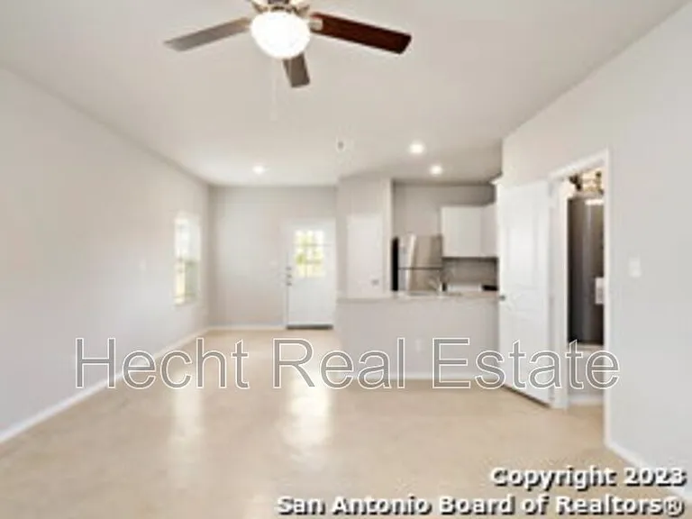 9919 Grove Mist #4 — Photo 18