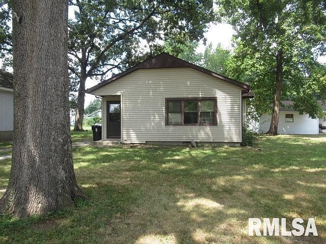 1st image of 103 Baggott St
