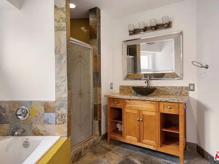 4108 Harter Ave — Photo 14