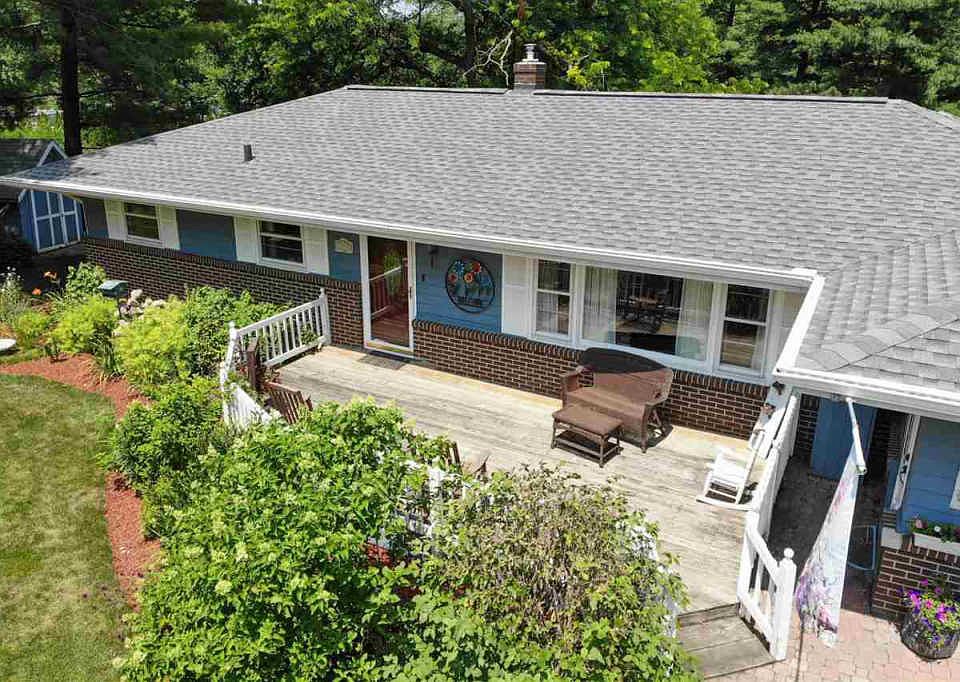 1st image of 3250 Golden Prairie Ave