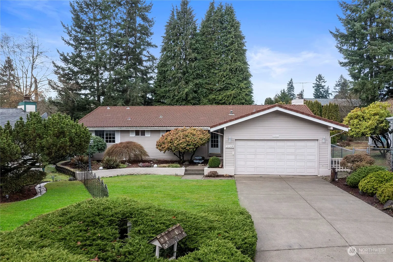4903 S 290th Place photo 1