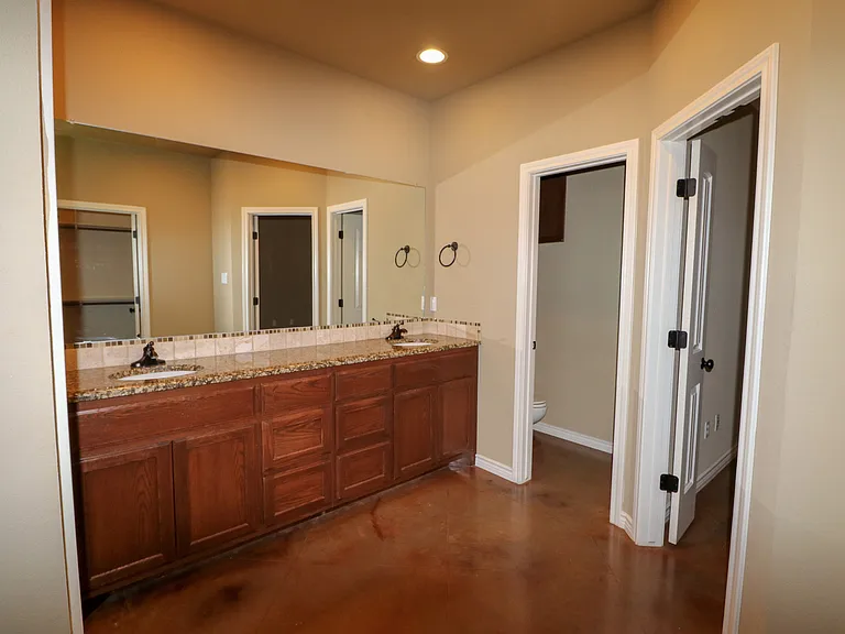 3125 Silver Saddle Dr — Photo 13