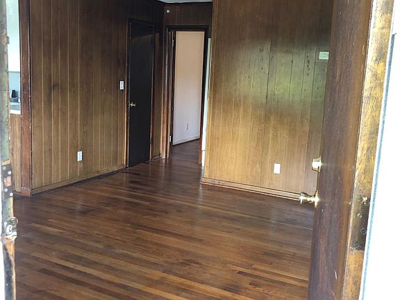2nd image of 200 Orange Ave APT 2