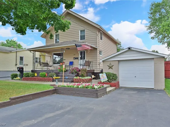 495 6th St, Struthers, OH 44471