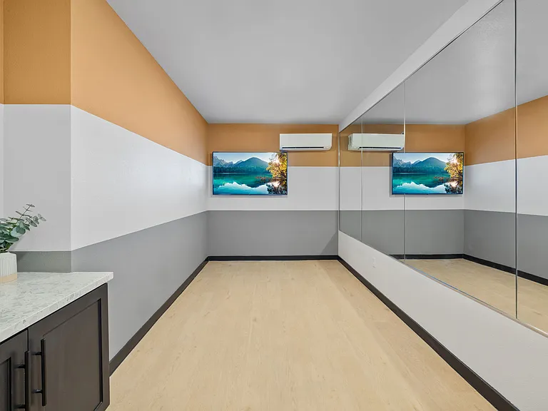 Nova Lofts — Photo 21