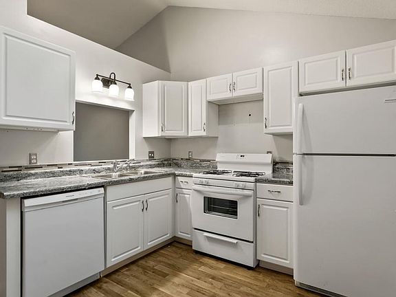 5th image of 1282 Hilltop Ct