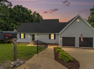 331 Pollard Cir, Cadiz, KY 42211