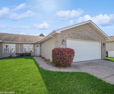 635 W 77th Ave, Merrillville, IN, 46410