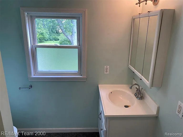 24800 Cooke St — Photo 10