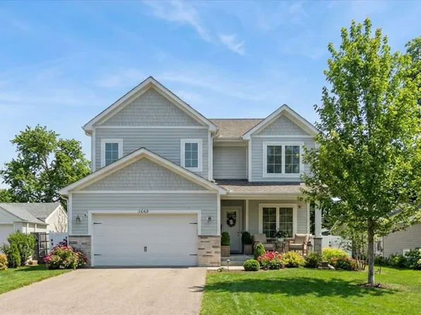 1443 Church St, Northbrook, IL 60062