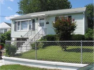 88 Carver St, Waterbury, CT 06708