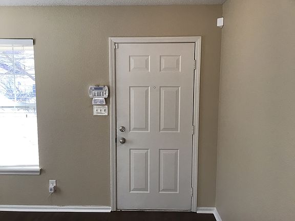 2nd image of 3725 Laurel Cherry Ln